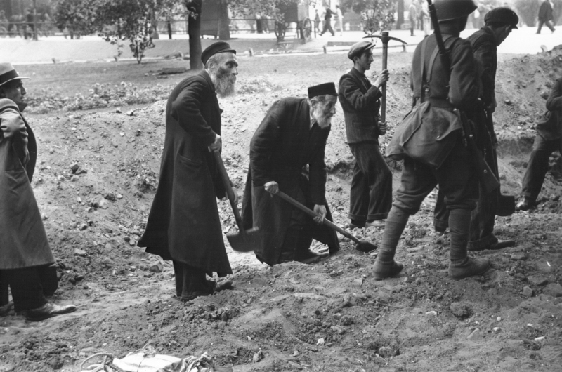 Siège de Varsovie, septembre 1939 - Photo Julien Bryan