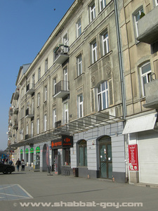 Immeuble de l'ancienne maison de prières du 64 de la rue Targowa