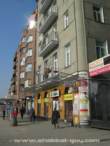 Immeuble de l'ancienne maison de prières du 66 de la rue Targowa